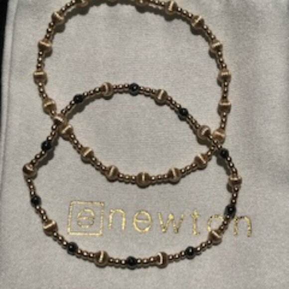 enewton Bracelet Set - Picture 1 of 2